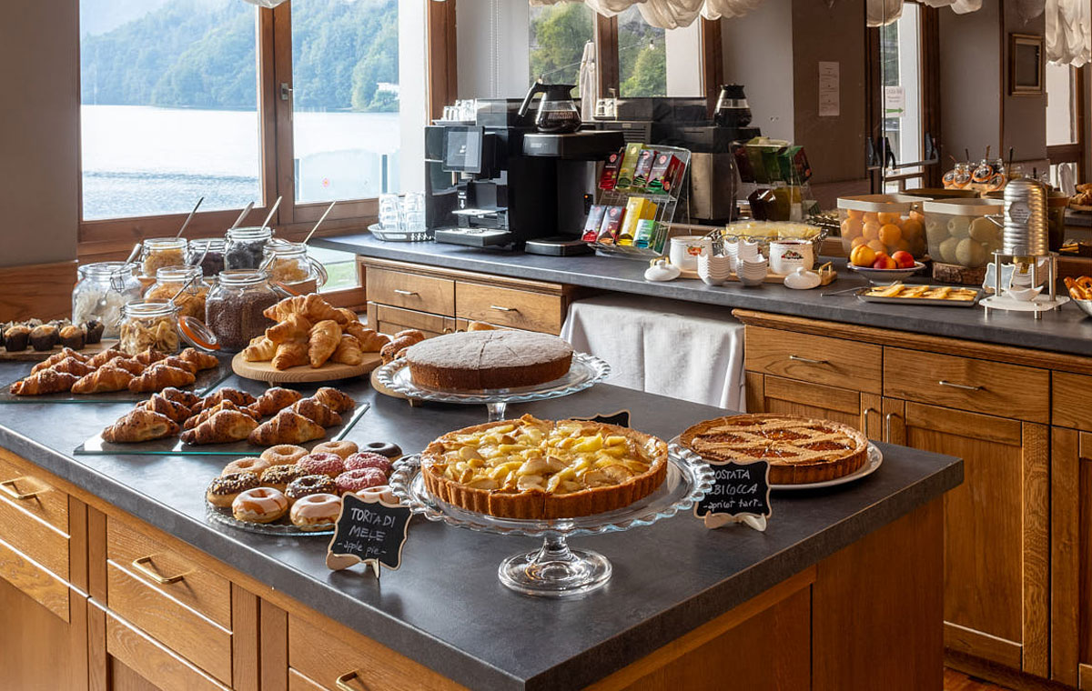 Hotel Lido sulle sponde del lago di Ledro