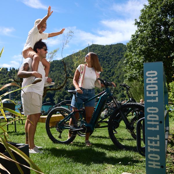 Hotel Lido sulle sponde del lago di Ledro